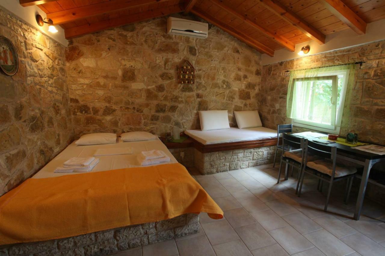 Villa Loulaki Magazia Paxi Arvanitakeika Buitenkant foto