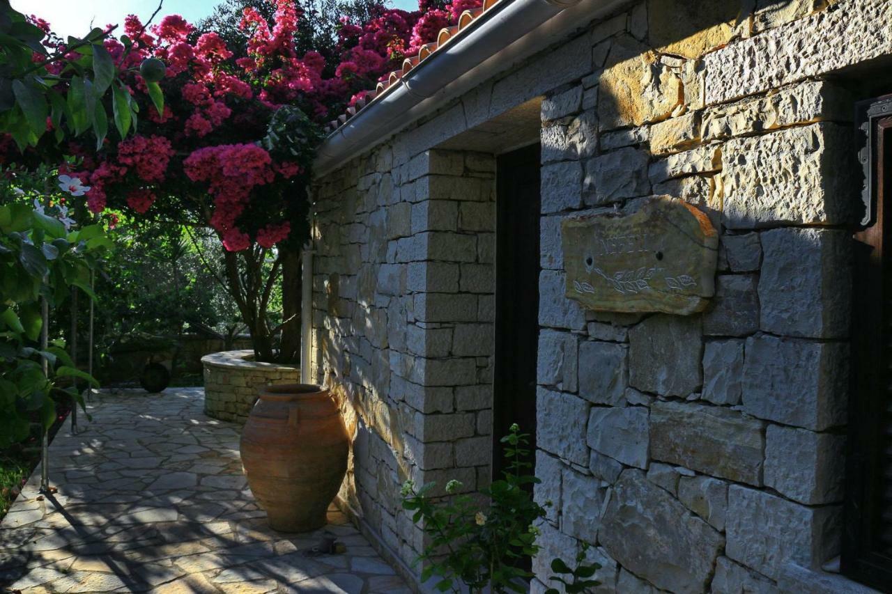 Villa Loulaki Magazia Paxi Arvanitakeika Buitenkant foto