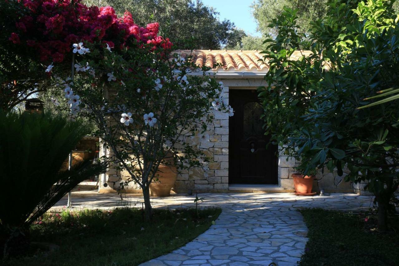 Villa Loulaki Magazia Paxi Arvanitakeika Buitenkant foto